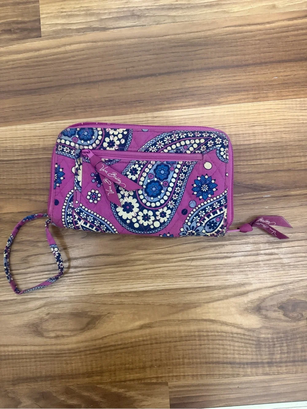 Vera Bradley Pink Paisley Zip-Around Wristlet
